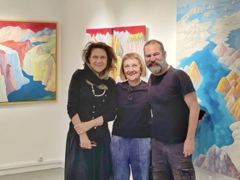 Genesia photo 1